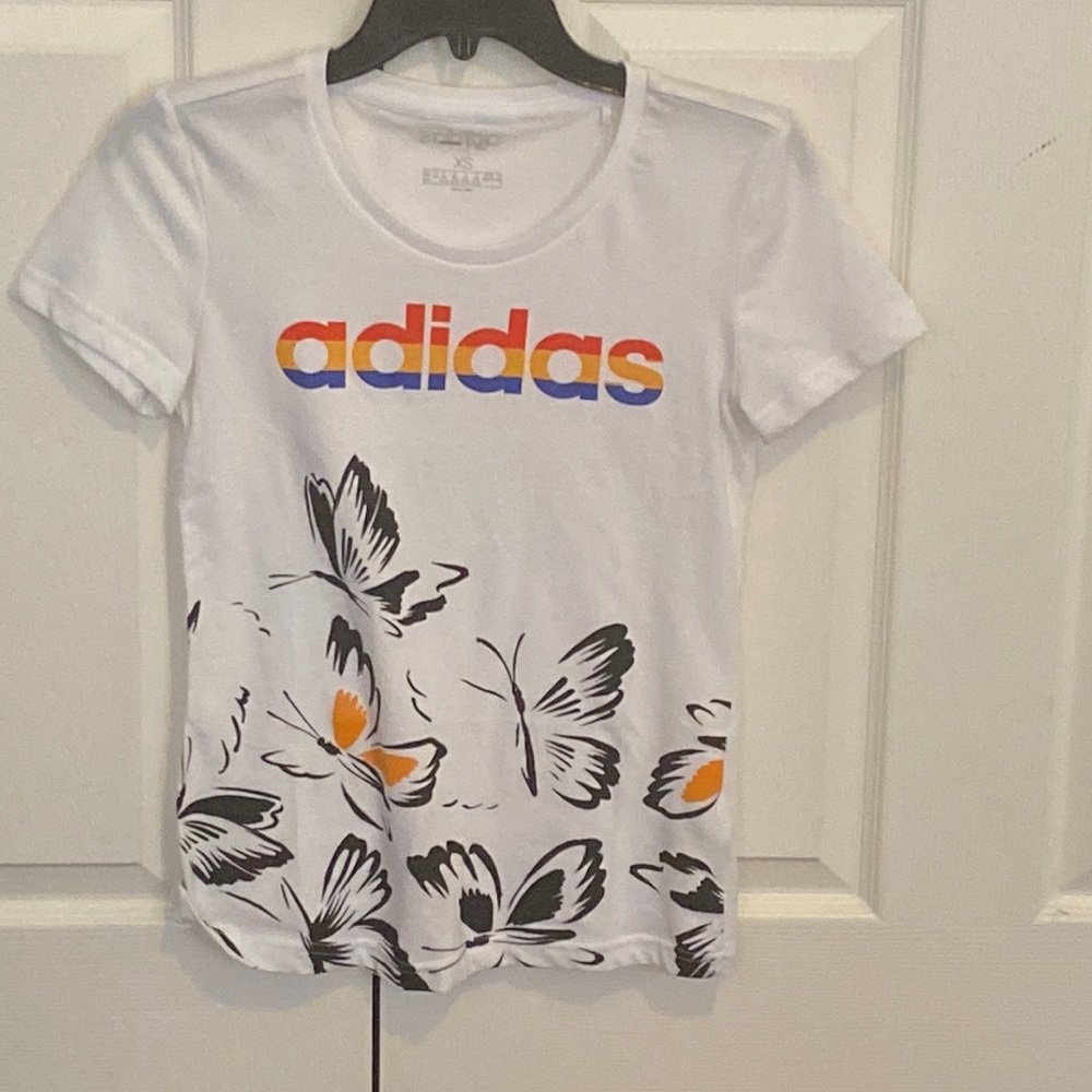 White Adidas tee